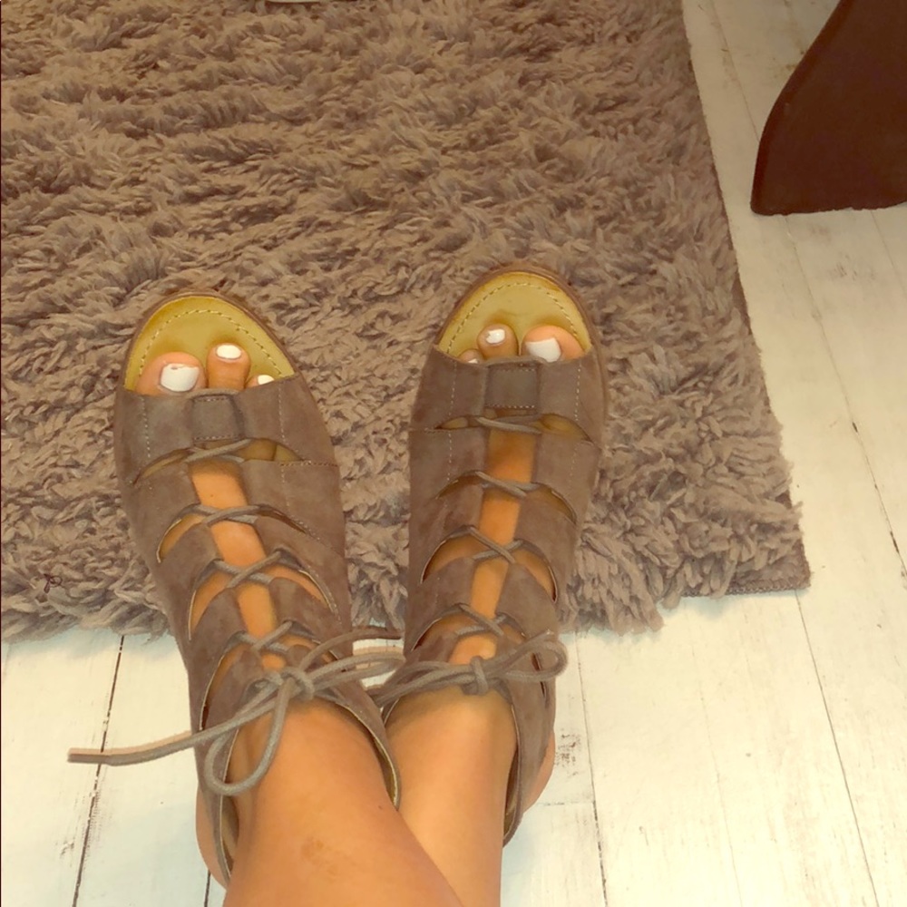 Laced up tan wedges